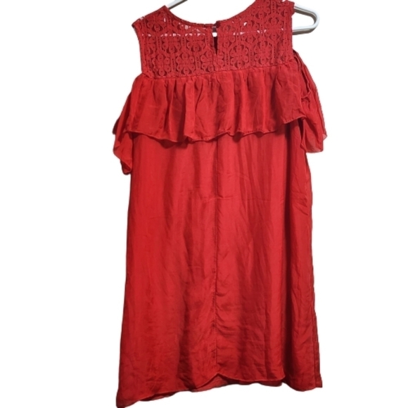 Bella umbra cold shoulder silk lace detailing midi dress color red size large - Picture 3 of 6